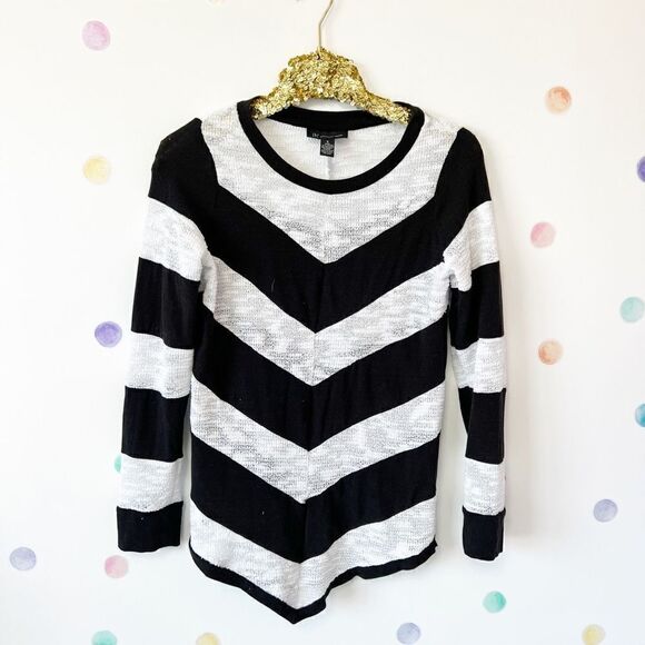INC Black and White Sweater - Picture 1 of 4